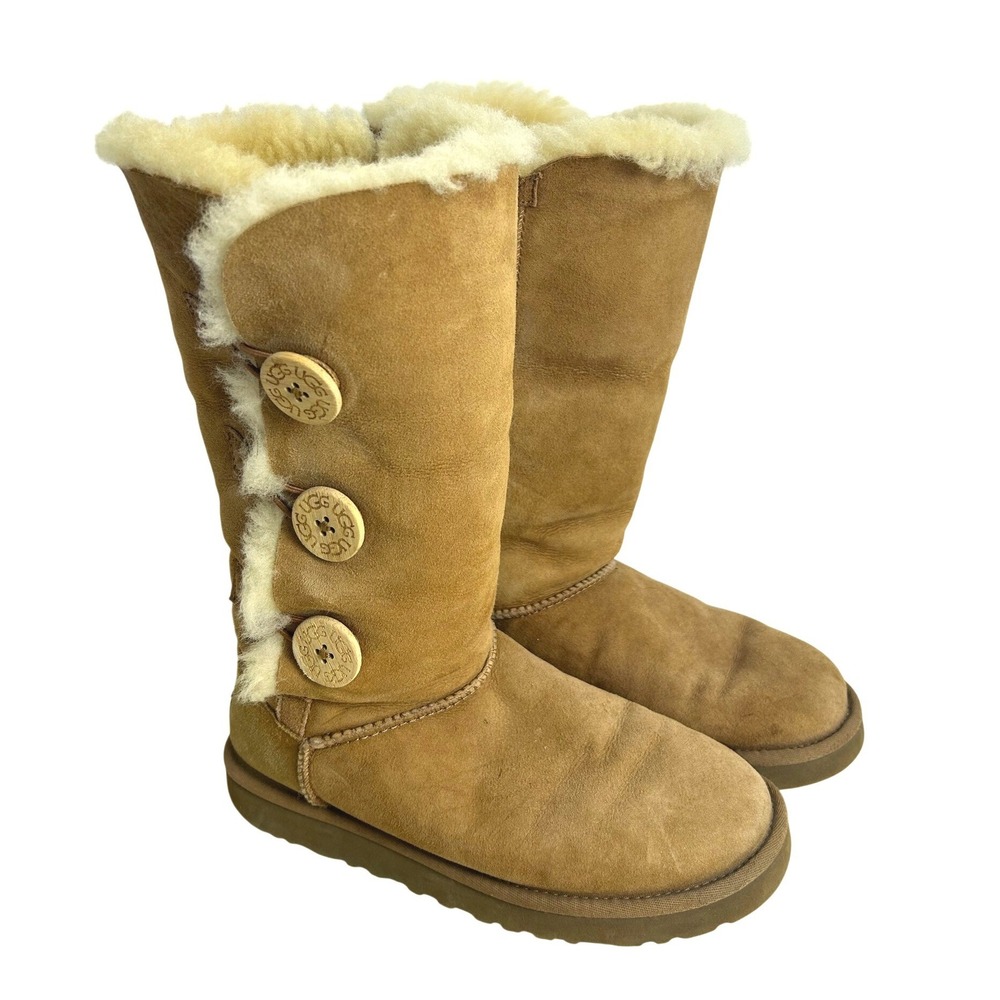 UGG Boots 8 Chestnut Bailey Button Triplet Tall Suede Shearling Winter Cozy
